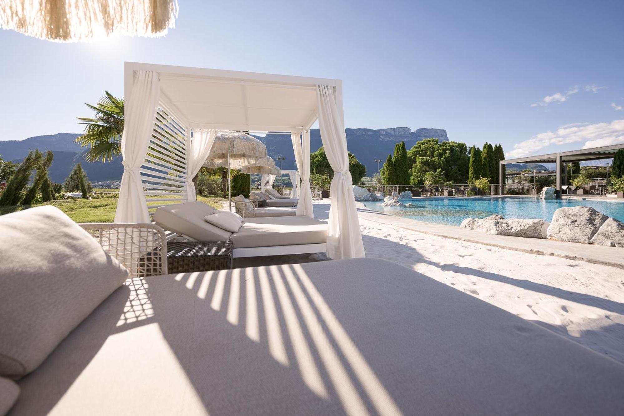 Weinegg Wellviva Resort Appiano Sulla Strada Del Vino Exterior foto