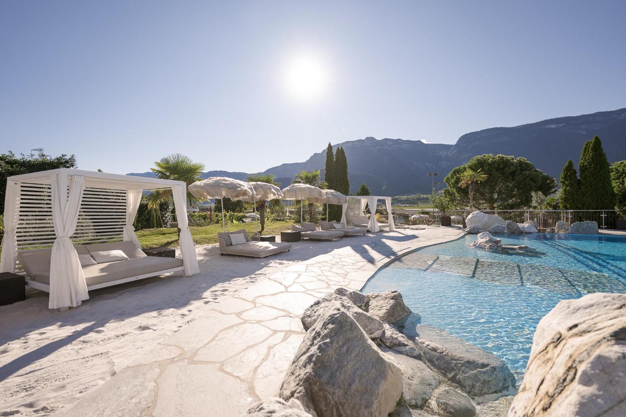 Weinegg Wellviva Resort Appiano Sulla Strada Del Vino Exterior foto