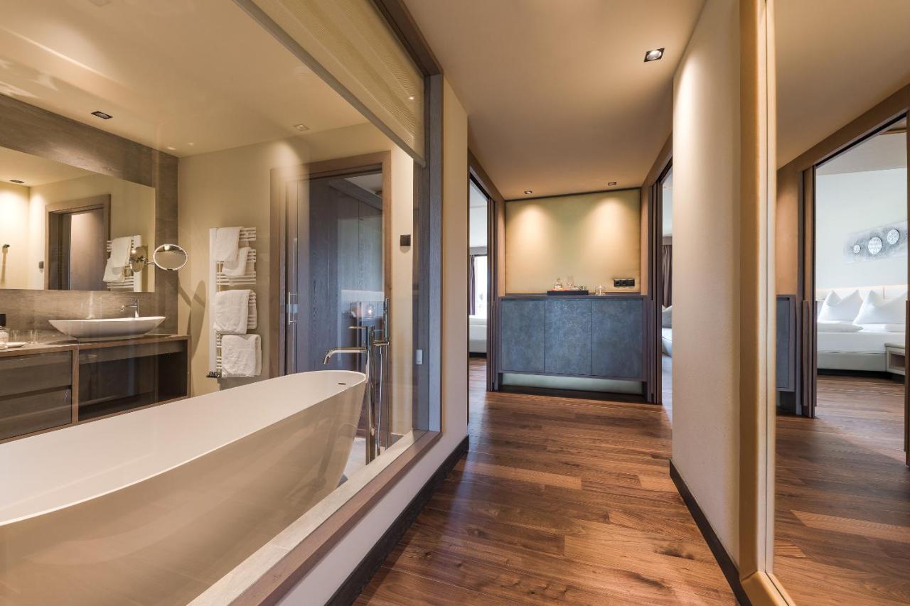 Weinegg Wellviva Resort Appiano Sulla Strada Del Vino Exterior foto